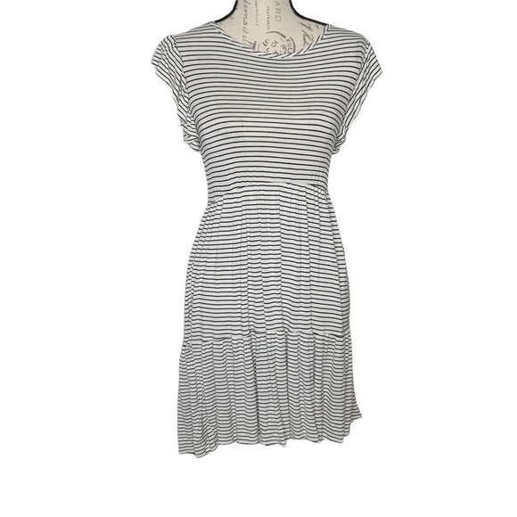 OLIVIA Rae mini stripe dress. Frilly sleeves. Size M - Picture 1 of 8